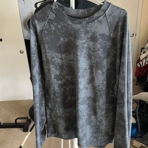 Men’s lululemon crewneck